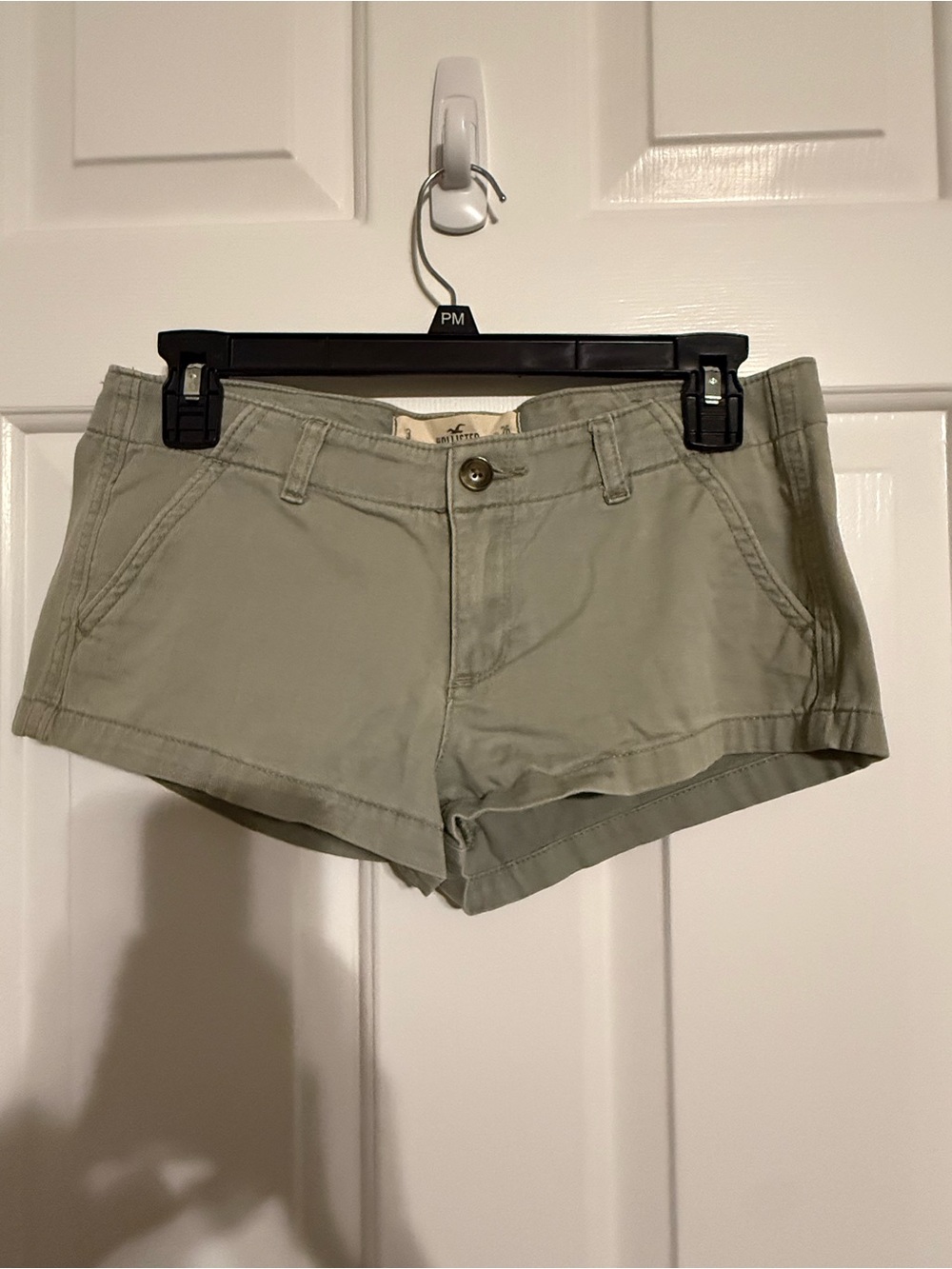 Hollister Khaki Olive Stretch Low Rise Chino Shorts Size 3 W26 Y2K Preppy